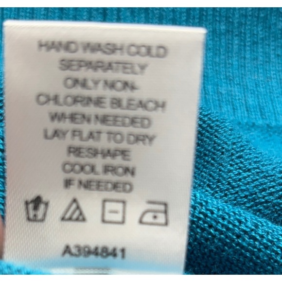 Laurie Felt Daisy Sweater XS Blue Floral Dopamine Knit Cottagecore Retro Inspo - Picture 5 of 9